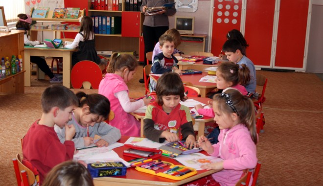 Clasa zero rămâne obligatorie - clasapregatitoare-1358090557.jpg