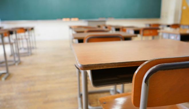 CNE solicită retrimiterea în Parlament a Legii privind educaţia sexuală - clasasursautnews-1601360912.jpg