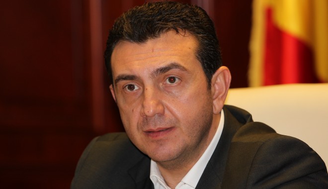 Prefectul Claudiu Palaz a fost eliberat din funcție - claudiuiorgapalaz14-1335263639.jpg