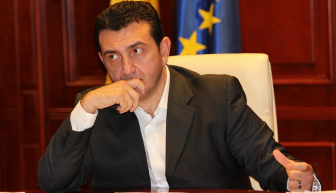 CLAUDIU PALAZ a fost eliberat din funcția de prefect. Cine-i va lua locul? - claudiuiorgapalaz16-1335287944.jpg