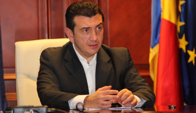 SCHIMBĂRI LA PREFECTURA CONSTANȚA / Claudiu Palaz va candida la șefia Consiliului Județean?! - claudiuiorgapalaz4-1335204873.jpg