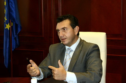 Palaz scoate la iveală aspecte de corupție la nivel local și județean - claudiupalaz02-1328020774.jpg