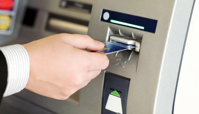 Clienții băncilor vor plăti mai puține comisioane bancare - clientii-1516902518.jpg