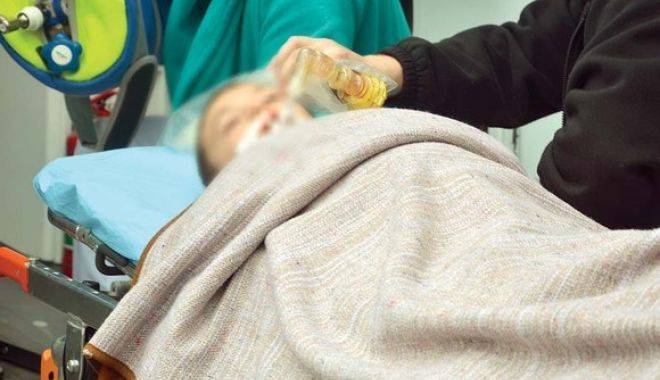 Două fetițe în vârstă de 2 ani, dus de urgență la spital după ce au băut insecticid - cliima2014031700991-1532002095.jpg