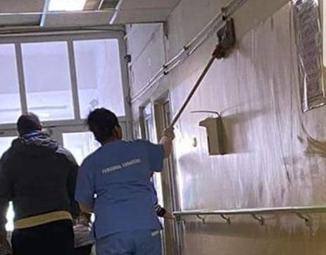 IGIENĂ PRECARĂ în spital! Un deputat are dovada! - clipboard01-1578840950.jpg
