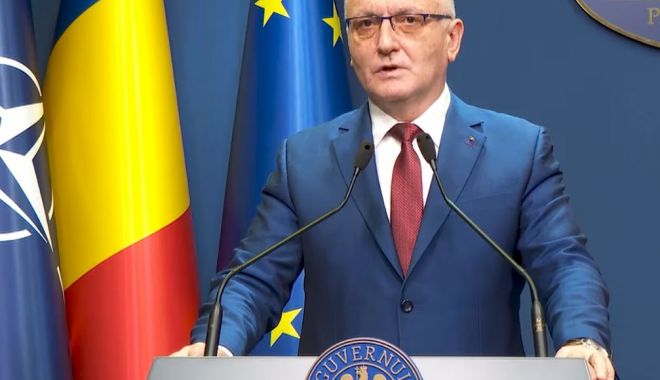 Tezele semestriale au fost desființate. O singură medie generală