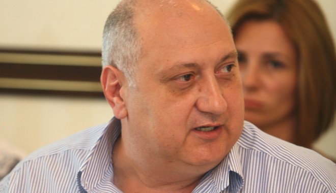 Schimbări de directori în Portul Constanța: Constantin Matei - ANR, Decebal Șerban - APC - clsedintaconstantinmatei28-1338465806.jpg