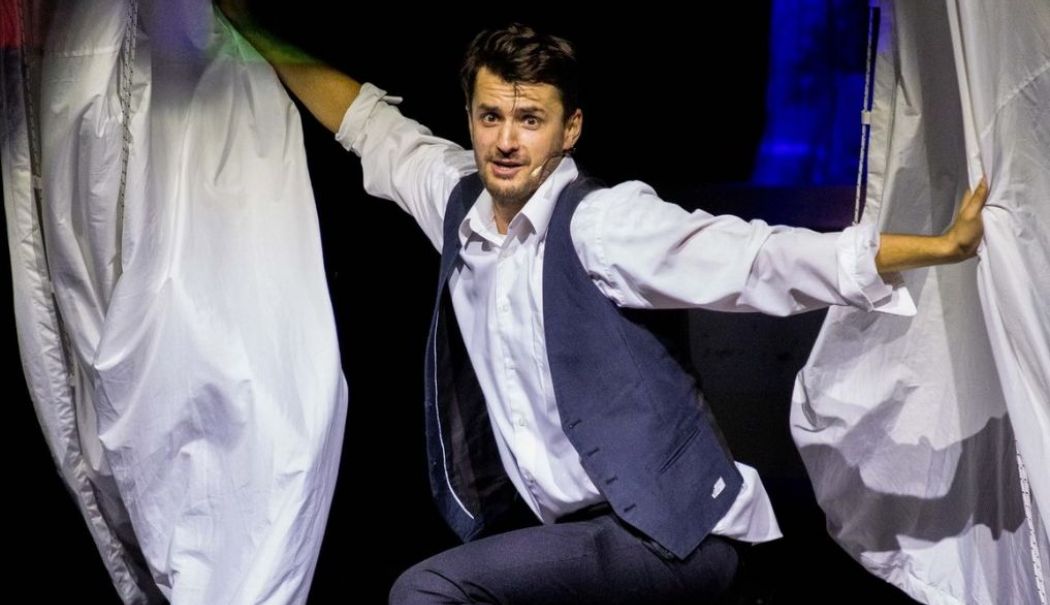 SEAWAVE 2025. „Novecento” – un one-man show pe scena Clubului SNC - club-snc-1754400968.jpg