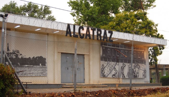 Petrecere cum nu a mai văzut litoralul, în club Alcatraz - clubalcatrazneptunjpeg2-1310157486.jpg
