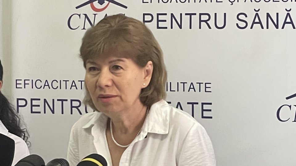 CNAS: Plafonul pensiei până la care se acordă medicamente compensate cu 90% creşte la 2.020 lei