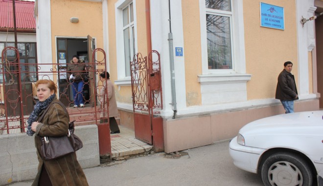 Ce acte trebuie să conțină dosarul bolnavilor de cancer pentru comisia de expertiză - cnas2-1361282837.jpg