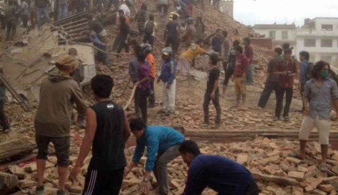 CUTREMUR ÎN NEPAL! Numărul morților, în creștere! - cnepal83355000-1430117279.jpg