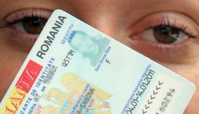 Constănțenii se înghesuie să-și dea CNP-ul - cnp-1320142578.jpg