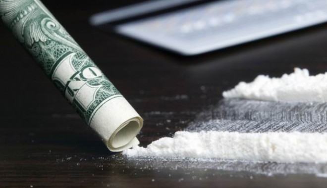 CAPTURĂ RECORD / Constănțean, prins cu NOUĂ TONE de cocaină aduse din America Latină - cocaina164856600-1338382757.jpg
