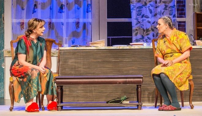 Constănţenii sunt invitaţi la un „cocktail” teatral - cocktailsursaghidulbanatului-1602169741.jpg