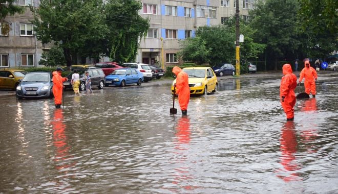 COD GALBEN de FURTUNI şi PLOI ABUNDENTE, la Constanţa - cod-1624004950.jpg