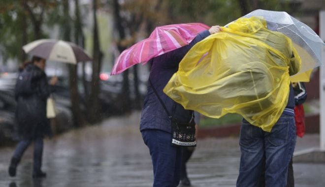 Atenționare de vânt puternic în Constanșa și Tulcea. Vremea va fi deosebit de rece în mare parte a țării - cod-1633769477.jpg