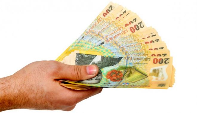 Patronii nu își vor mai putea plăti angajații mai vechi de doi ani cu salariul minim - cod-1672470318.jpg