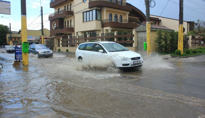 COD GALBEN de PLOI, la Constanţa. RAJA a activat Comandamentul pentru Situații de Urgență - codgalbencomandament-1615820426.jpg