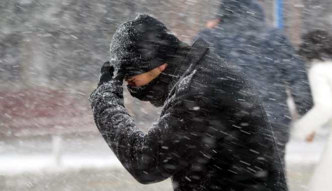 Anunțul meteorologilor. De duminică noaptea se întoarce gerul, iar de luni revin ninsorile - codgalbendeninsorisiviscolvalabi-1484403268.jpg
