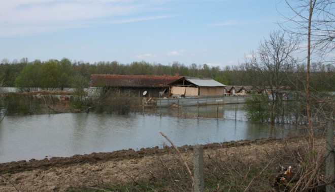 Cod portocaliu de inundații pe Dunăre, până pe 30 aprilie - codportocaliudunare-1366908886.jpg