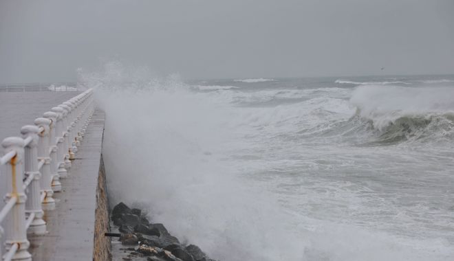 Meteorologii avertizează. Cod galben de vânt puternic la Constanța - codvant-1669018904.jpg