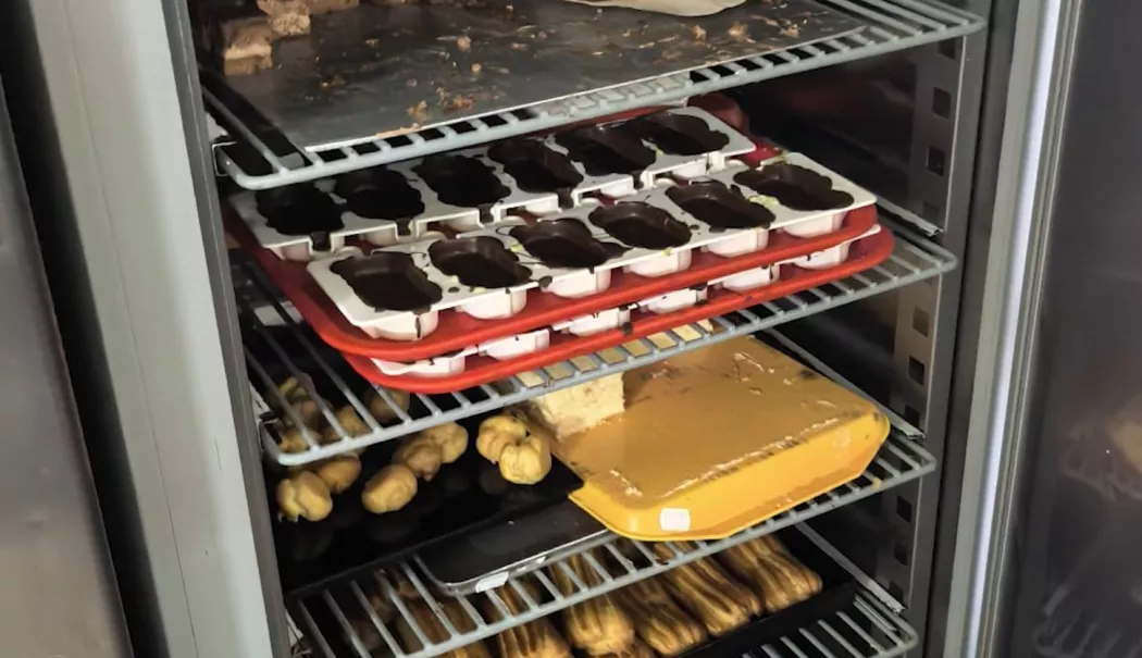 Ce mâncăm din vitrine? Dulciuri neconforme, amenzi usturătoare - cofetarii-1770132765.webp
