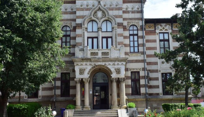 Colecție de vase din metal, la Muzeul de Artă Populară Constanța - colectiemetal2-1588172380.jpg