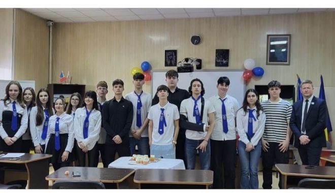 Performanță deosebită pentru elevii Colegiului ”Mihai Eminescu” din Constanța, la Concursul DELF