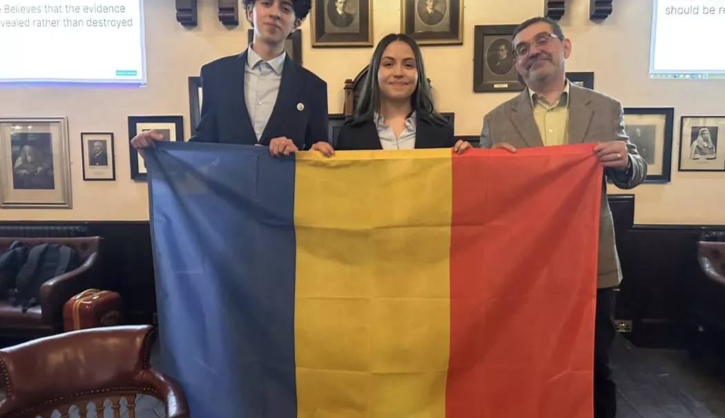 Premiu internațional pentru o elevă din Constanța, la prestigiosul Cambridge Schools Debate Tournament - colegiul-mircea-1776252360.webp