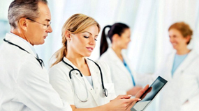 Colegiul medicilor  cere salarii mai mari pentru rezidenți - colegiulmedicilor-1362149269.jpg