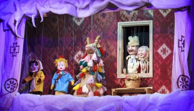 Colindătorii poposesc pe scena Teatrului 