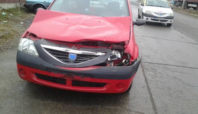 Coliziune între două Dacia Logan - coliziunedacialogan-1416508819.jpg