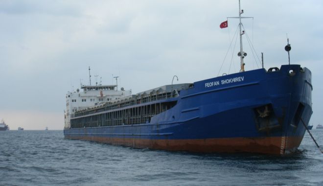 Coliziune între două cargouri în rada portului Azov - coliziuneintredouacargouri1309-1536831943.jpg