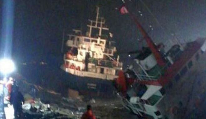 Coliziune între două nave ancorate, din cauza vântului puternic - coliziuneintredouanavelatuzla-1583150332.jpg