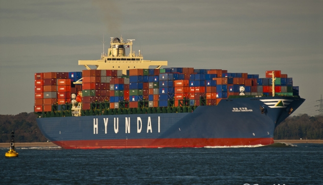 Coliziune între un portcontainer și un vas de pescuit - coliziuneportcontainervasdepescu-1506516490.jpg