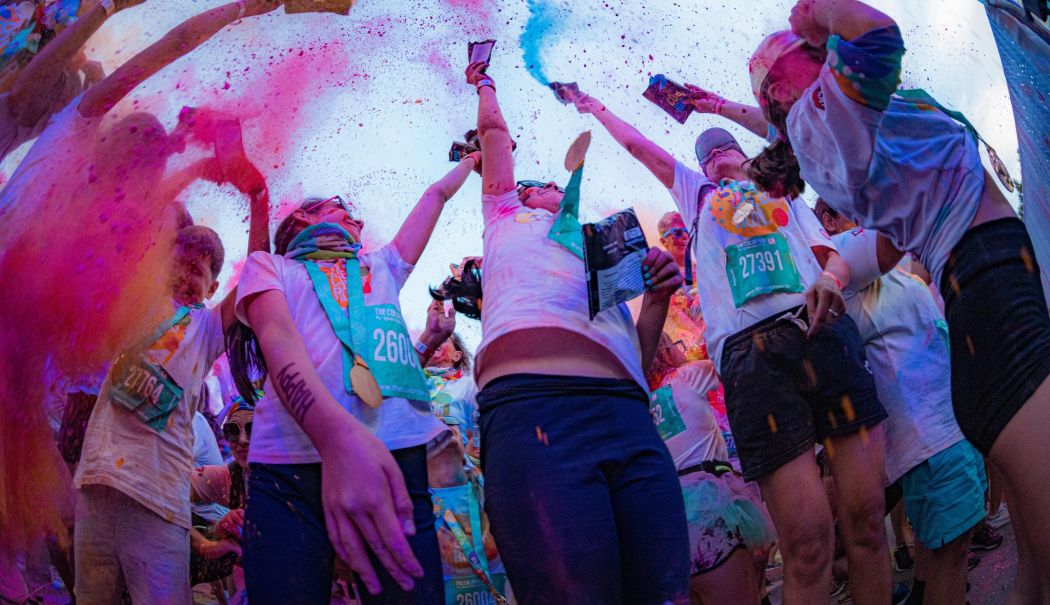 Mamaia se colorează din nou! The Color Run revine pe litoral - color-run-1753948717.jpg