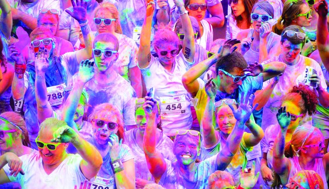 The Color Run, explozii de culori în Mamaia - colorrun1-1405414199.jpg