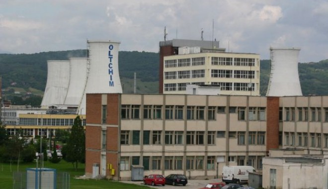 Guvernul acordă un ajutor de 40 mil. euro pentru Oltchim, dacă Diaconescu nu plătește acțiunile - combinatoltchimrmvalceaghimpele-1348681837.jpg