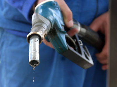 Petrom a scumpit din nou carburanții - combustibil-1326359780.jpg