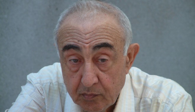 Comemorarea regretatului scriitor Simion Tavitian - comemorare-1384276393.jpg
