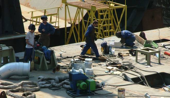 Comenzi noi cu 6,2% mai multe în industrie - comenzinoi-1418051425.jpg