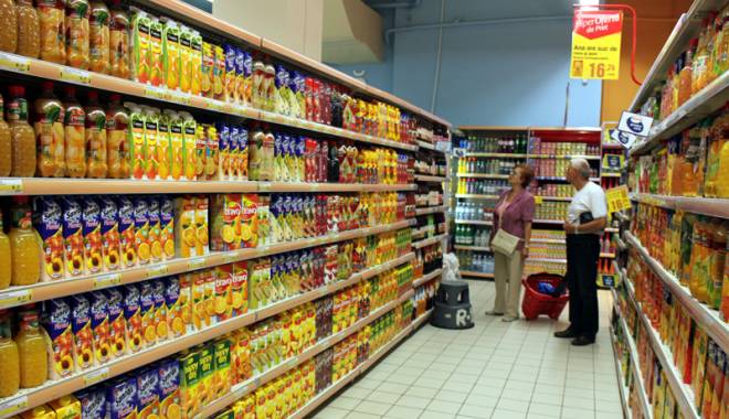 Comerțul a plătit tributul supraacizării carburanților - comert-1420729926.jpg