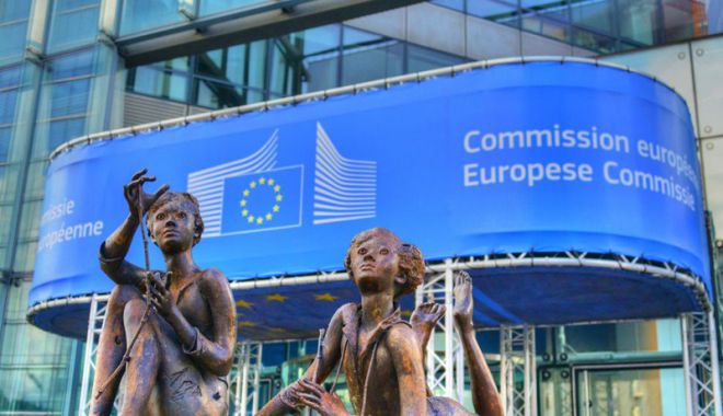 Comisia Europeană nu a luat încă o decizie cu privire la Polonia - comisia-1537452764.jpg
