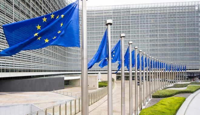 Comisia Europeană îndeamnă mai multe state să își înainteze planul privind energia și clima - comisiaa-1581112976.jpg