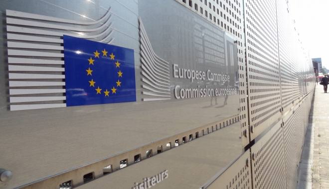 Comisia Europeană prezintă noul raport MCV pentru România - comisiaeuropeanaapple-1485326991.jpg