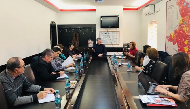 Comitetul Local pentru Situații de Urgență, convocat la sediul Primăriei Năvodari - comitetullocal-1583873845.jpg