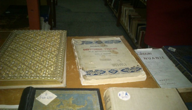 Comoara extraordinară din subsolul Bibliotecii Județene - comoara7-1353255767.jpg