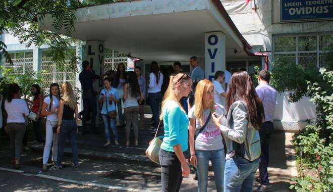 Certificatele  de competențe  îi scapă pe elevi  de probele de la BAC - competente-1423404152.jpg