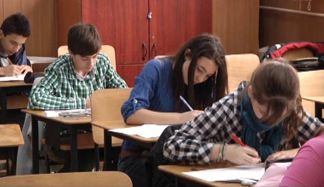 Un nou week-end plin de competiții școlare - competiiweekend-1457112064.jpg